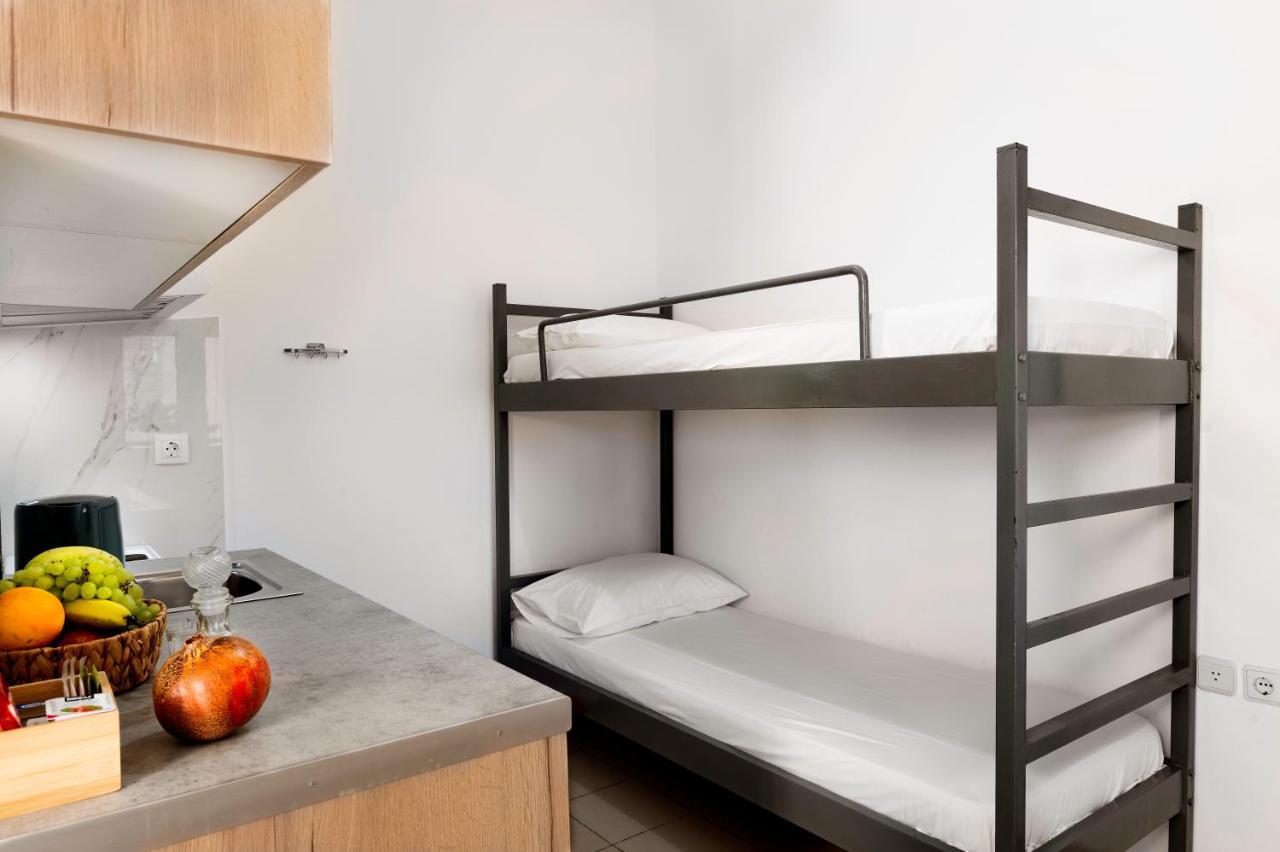 Soso'S Apartments -Vacations Next To The Beach 사리포라다 외부 사진