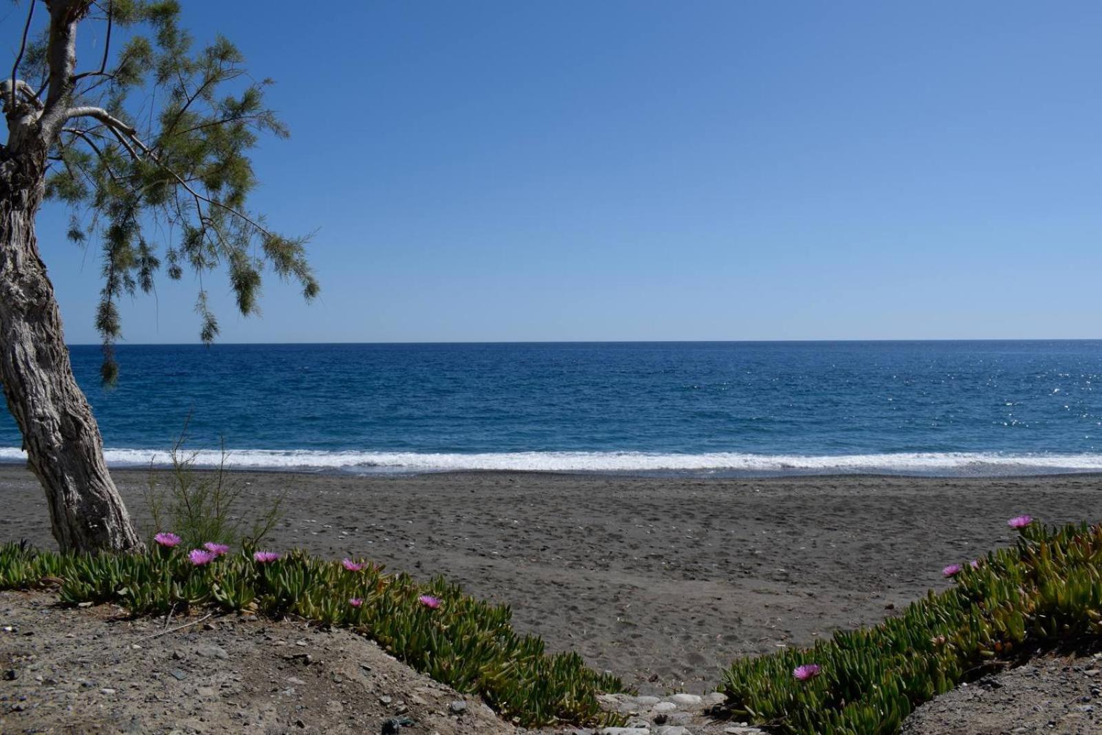 Soso'S Apartments -Vacations Next To The Beach 사리포라다 외부 사진