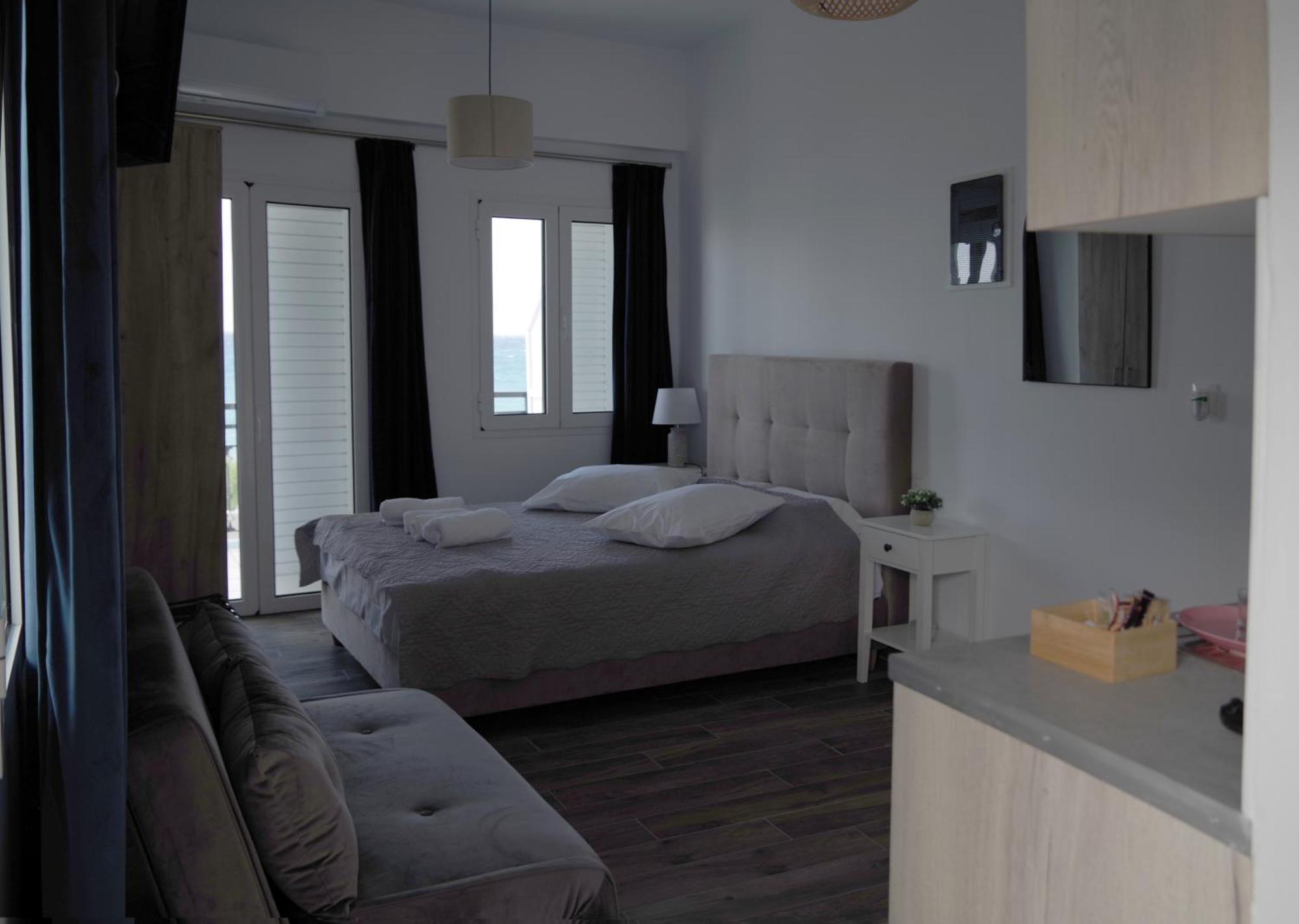 Soso'S Apartments -Vacations Next To The Beach 사리포라다 외부 사진